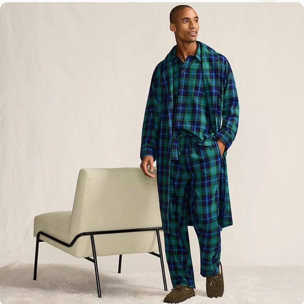 NWOT Mens Lands’ End Plaid Flannel Pajama Set + Robe in Tartan; size M/Tall